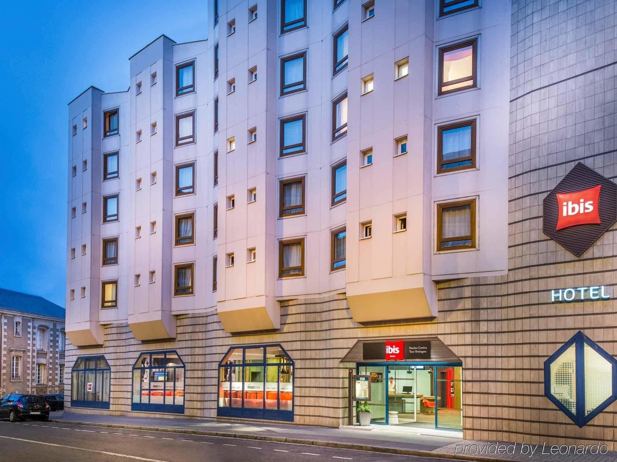 ไอบิส น็องต์ ซองทร์ ตูร์ เบรอแตญ Hotel ภายนอก รูปภาพ